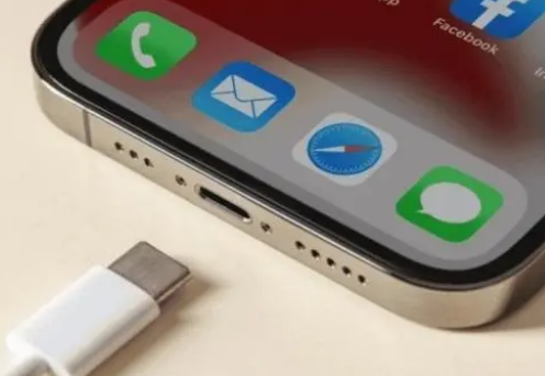 神湾镇苹果15维修分享iPhone15改USB-C接口后能和安卓用户互借充电器吗